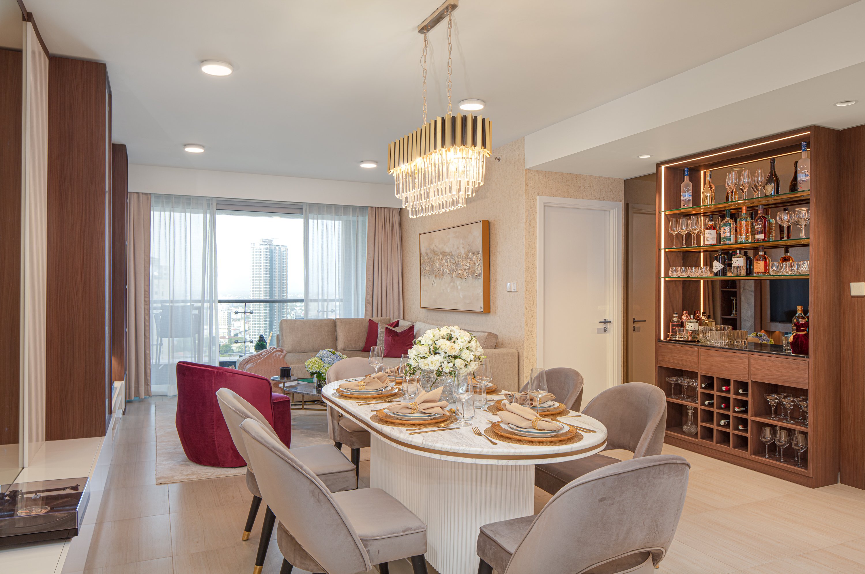 APARTMENT INTERIOR